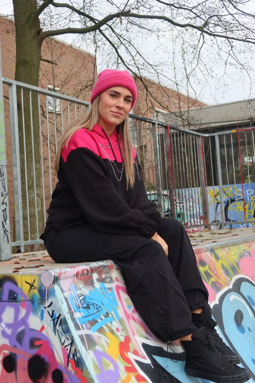 A Spring Break Hoodie Roze