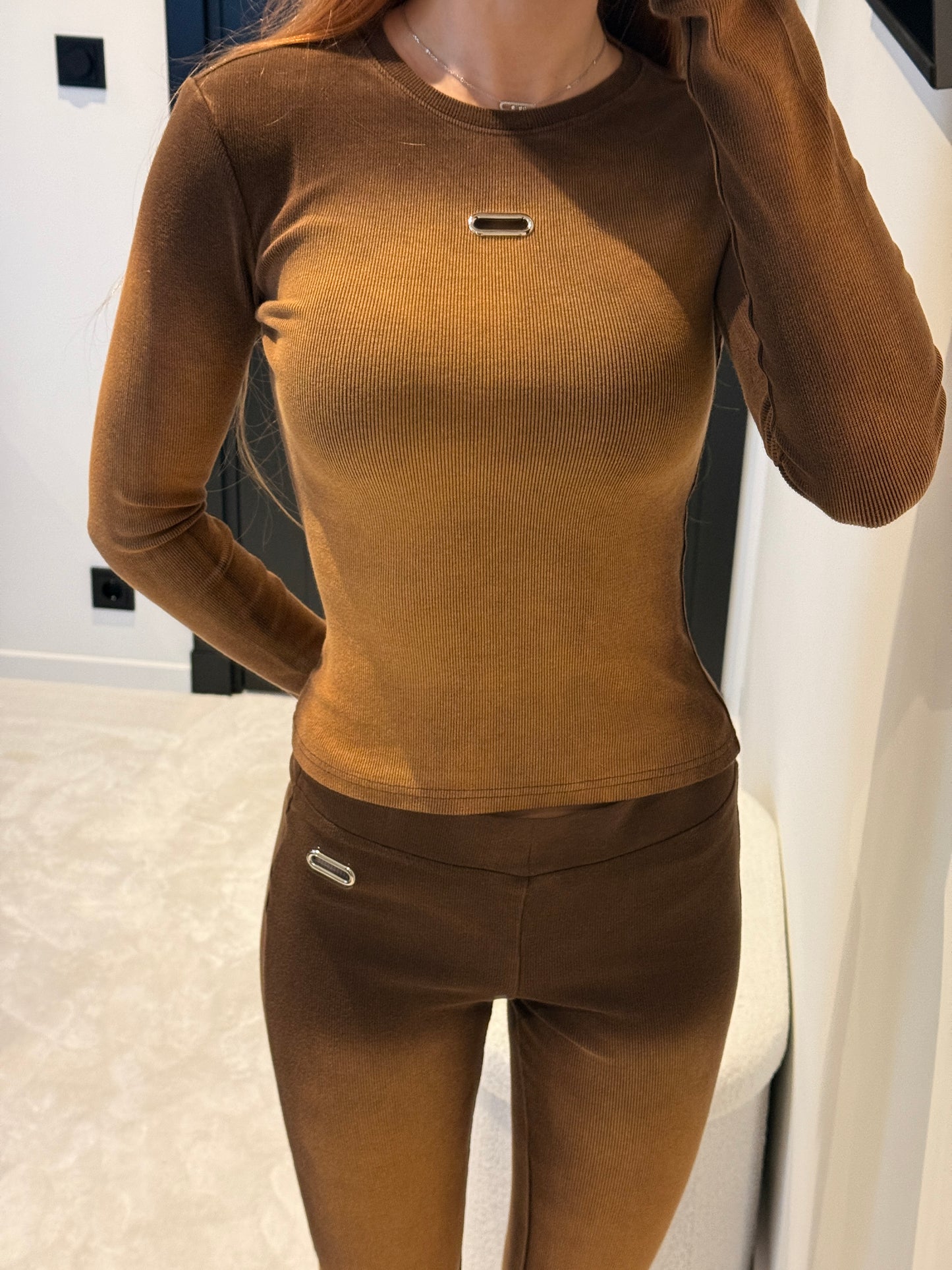 Sisters suit hazelnootbruin